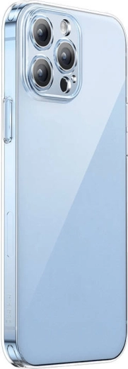 Smukłe i przezroczyste etui, które podkreśla design