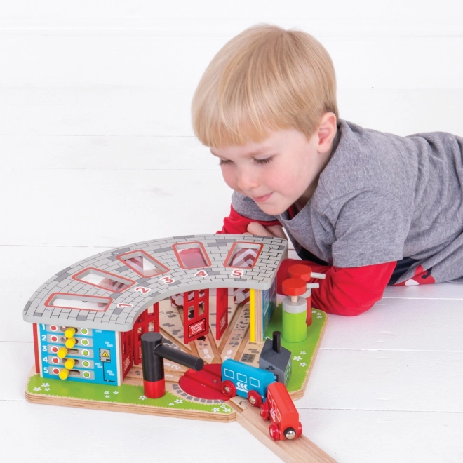 Bigjigs Rail Ekskluzywne depo dla 5 pociągów