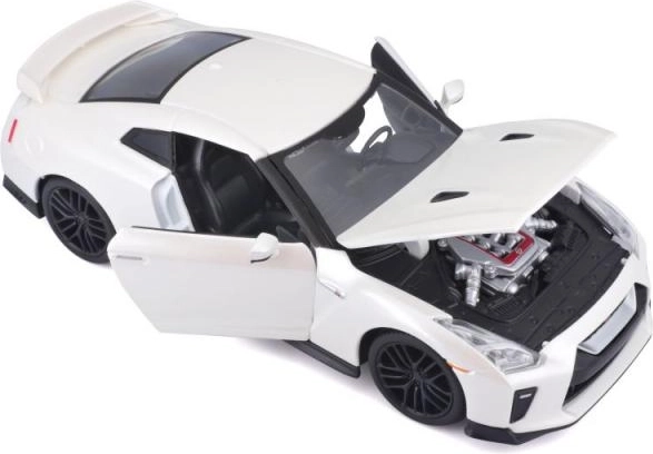 Otwierane drzwi i maska