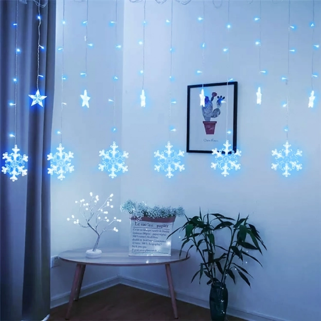 Dekoracyjne lampki LED - płatki śniegu i gwiazdy