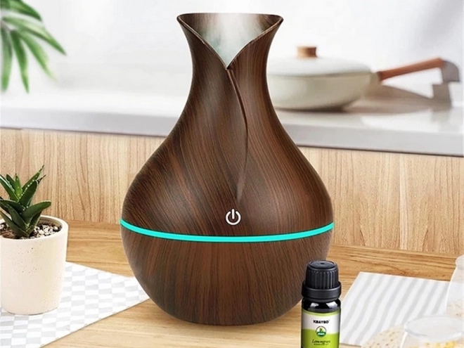 Dyfuzor aromatyczny z odświeżaczem powietrza i podświetleniem RGB