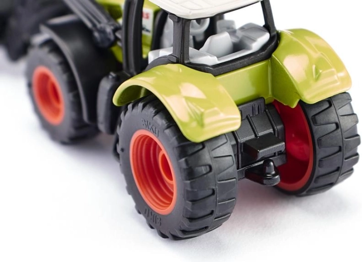 Gumowe opony i tylny zaczep do przyczepy