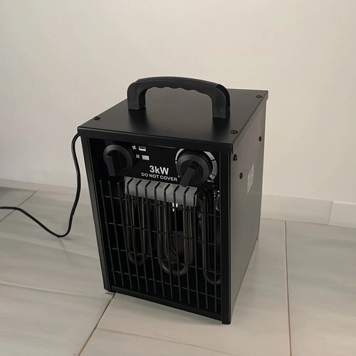 Elektryczny grzejnik z wentylatorem Kaminer 24361