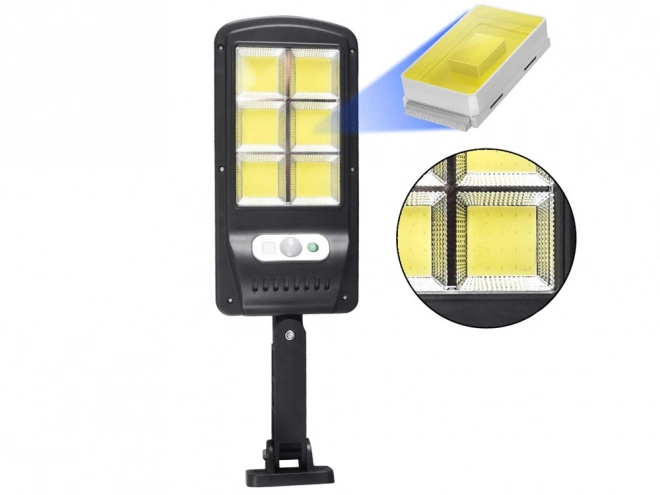 Lampa solarna z czujnikiem ruchu i zmianą światła