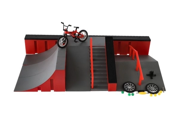 Skatepark - rampy, rower palcowy i deskorolka