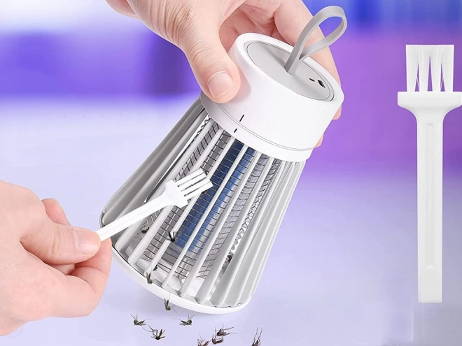 Lampa UV przeciw owadom z elektryczną pułapką