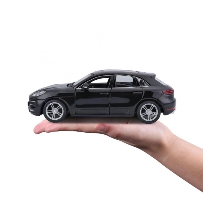 Bburago 1:24 Porsche Macan czarny 18-21077