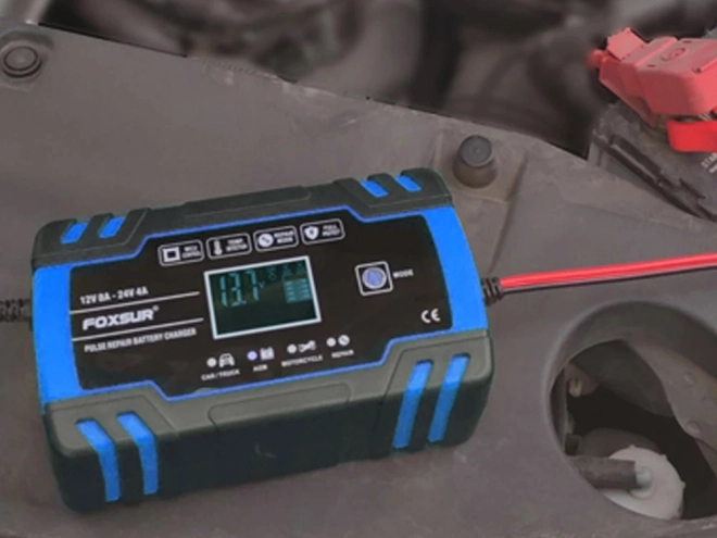 Automatyczna ładowarka samochodowa z funkcją naprawy 12V 24V