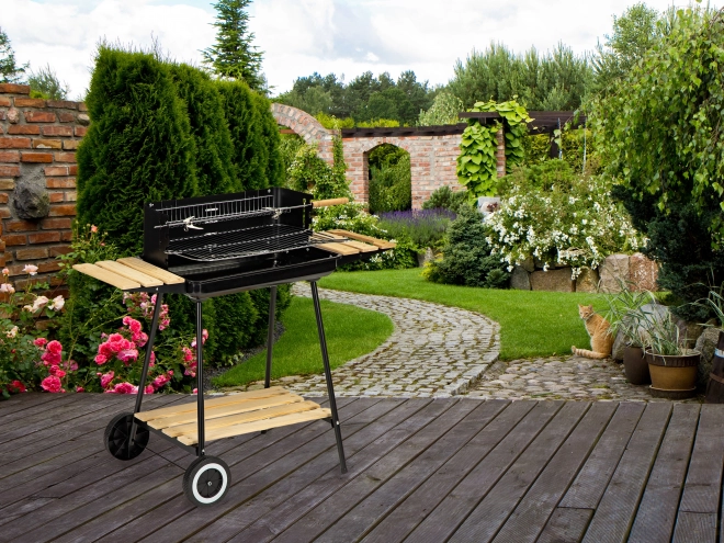 Grill ogrodowy na węgiel drzewny z regulowanymi półkami i 2 przenośnymi rusztami