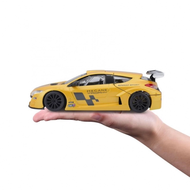 Bburago 1:24 Renault Megane Trophy Metallic Żółta 18-22115