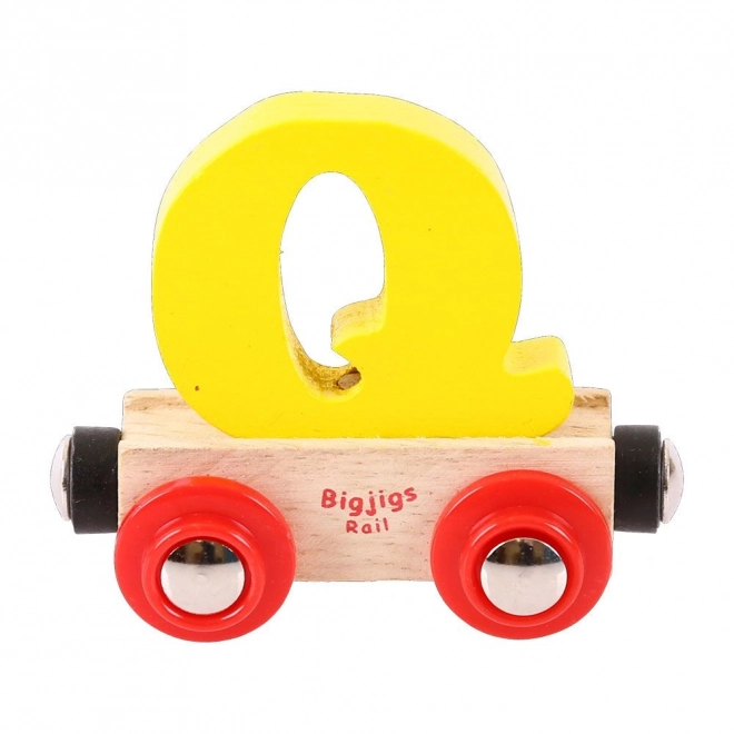 Drewniany wagonik Bigjigs Rail z literką Q