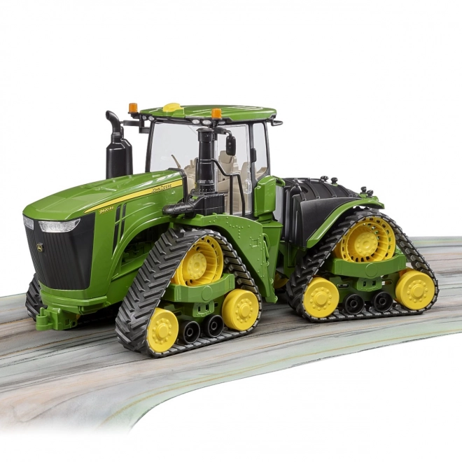 Gąsienicowy traktor John Deere 9620RX Bruder