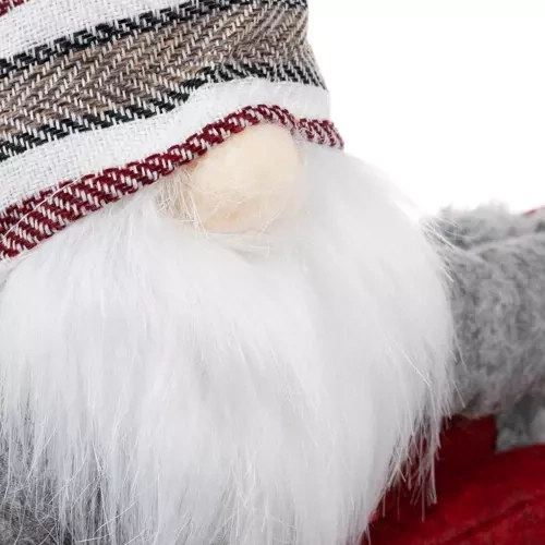 Modelowana, pleciona czapka