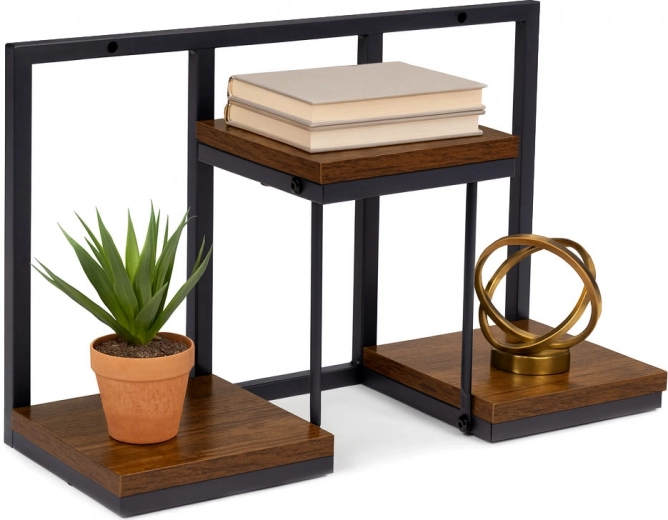 Praktyczne półki w dekorze drewna