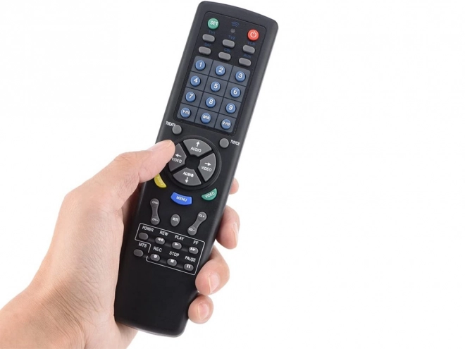 Uniwersalny pilot do urządzeń multimedialnych