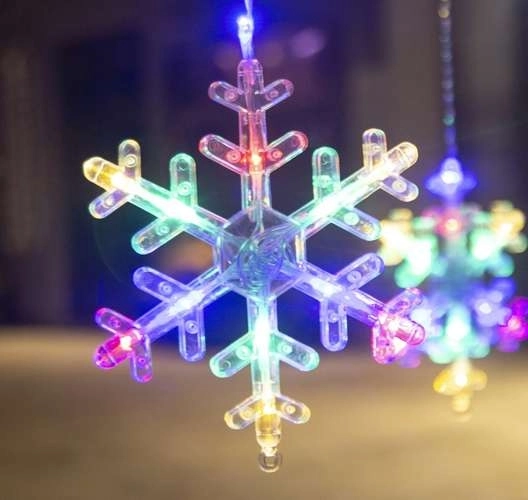 LED kolorowy zawieszka z płatkami śniegu i gwiazdkami - 5 m, 138 LED