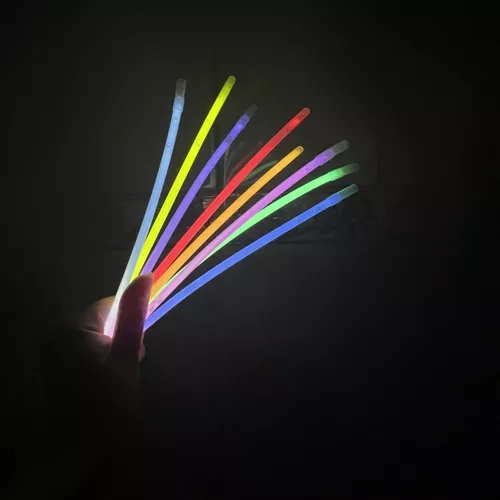 Fluorescencyjne bransoletki i pałeczki 100 szt. z łącznikami