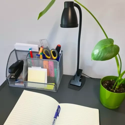 Lampa stołowa z klipsem czarna Izoxis