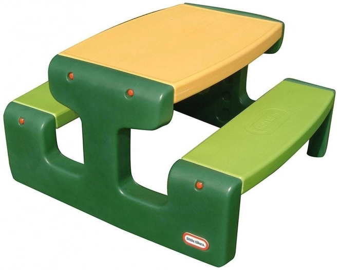 Duży stół piknikowy dla dzieci Little Tikes