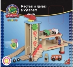 Drewniana stacja kolejowa z garażem i windą MAXIM