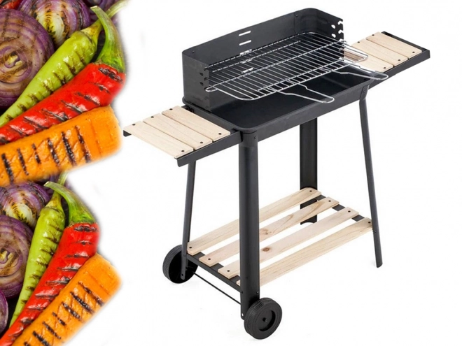 Duży ogrodowy grill na węgiel drzewny