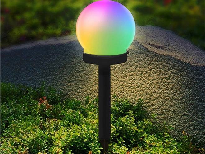 Solarny ogrodowe lampy kulkowe RGB
