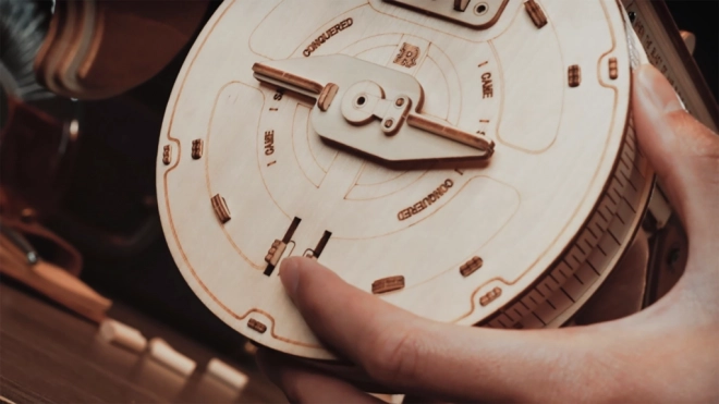 RoboTime 3D Drewniane mechaniczne puzzle Karabin Thompson