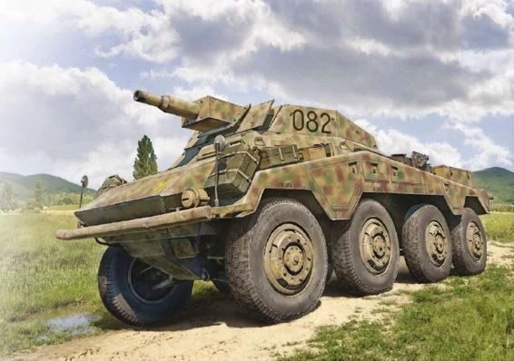 Model plastikowy pojazdu Sd.Kfz. 234/3 w skali 1:35
