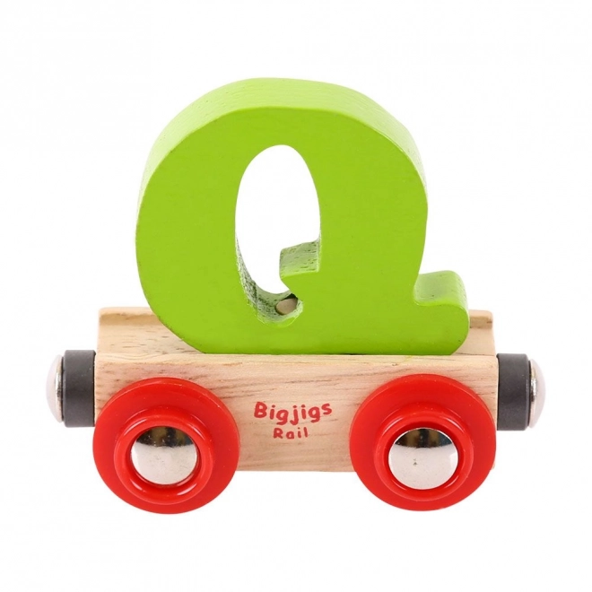 Drewniany wagonik Bigjigs Rail z literką Q