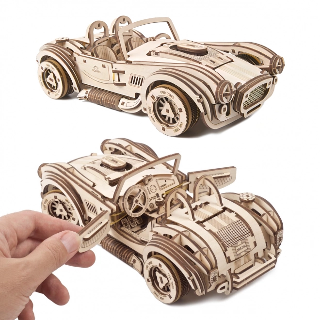Ugears 3D drewniane mechaniczne puzzle Driftujący wyścigówka Cobra