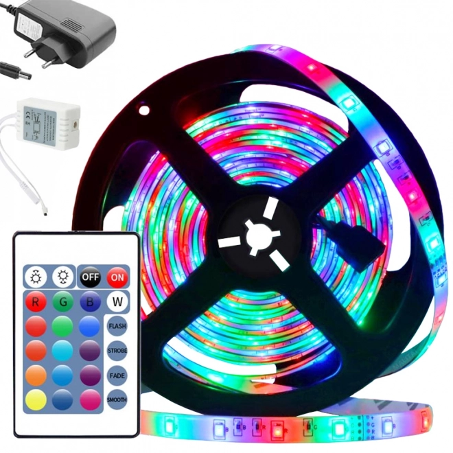 Wodoodporna taśma LED RGB 4,5 m z pilotem