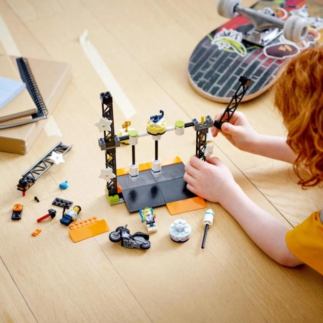 Młotkowe wyzwanie kaskaderskie LEGO® City