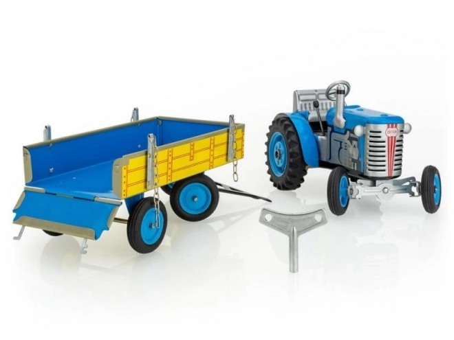 Traktor Zetor z przyczepką czerwoną na kluczyk metalowy 28cm Kovap w pudełku