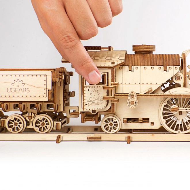Ugears 3D puzzle - Lokomotywa V-express z wagonem 538 elementów
