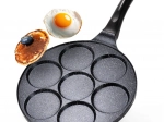 Granitowa patelnia do jajek z 7 otworami Basic Line 26 cm
