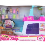 Łódź dla lalek z akcesoriami